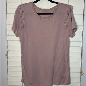 14th & Union ruffle sleeve tee | Size M